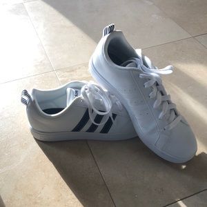 Adidas GRAND COURT SHOES